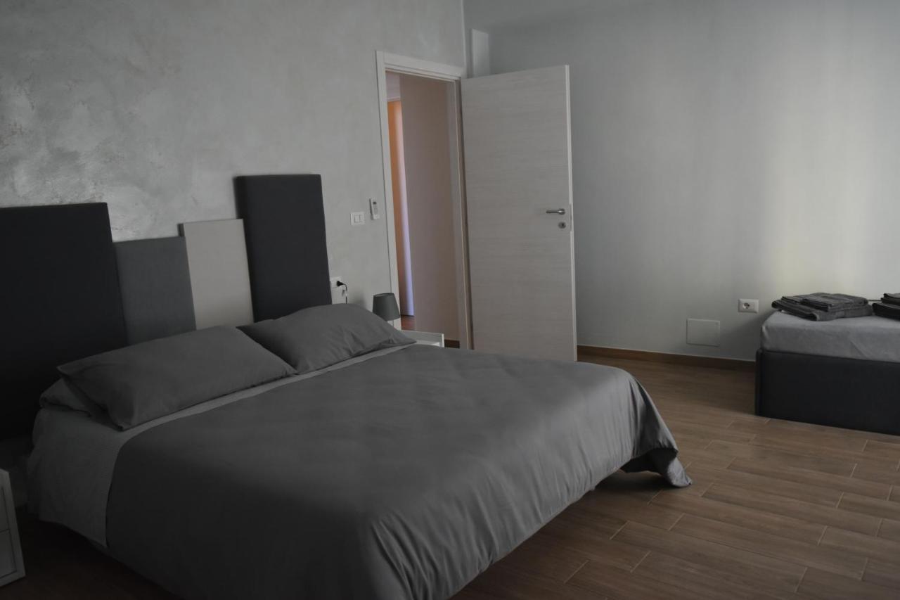 Armonia Family B&B クロトーネ エクステリア 写真