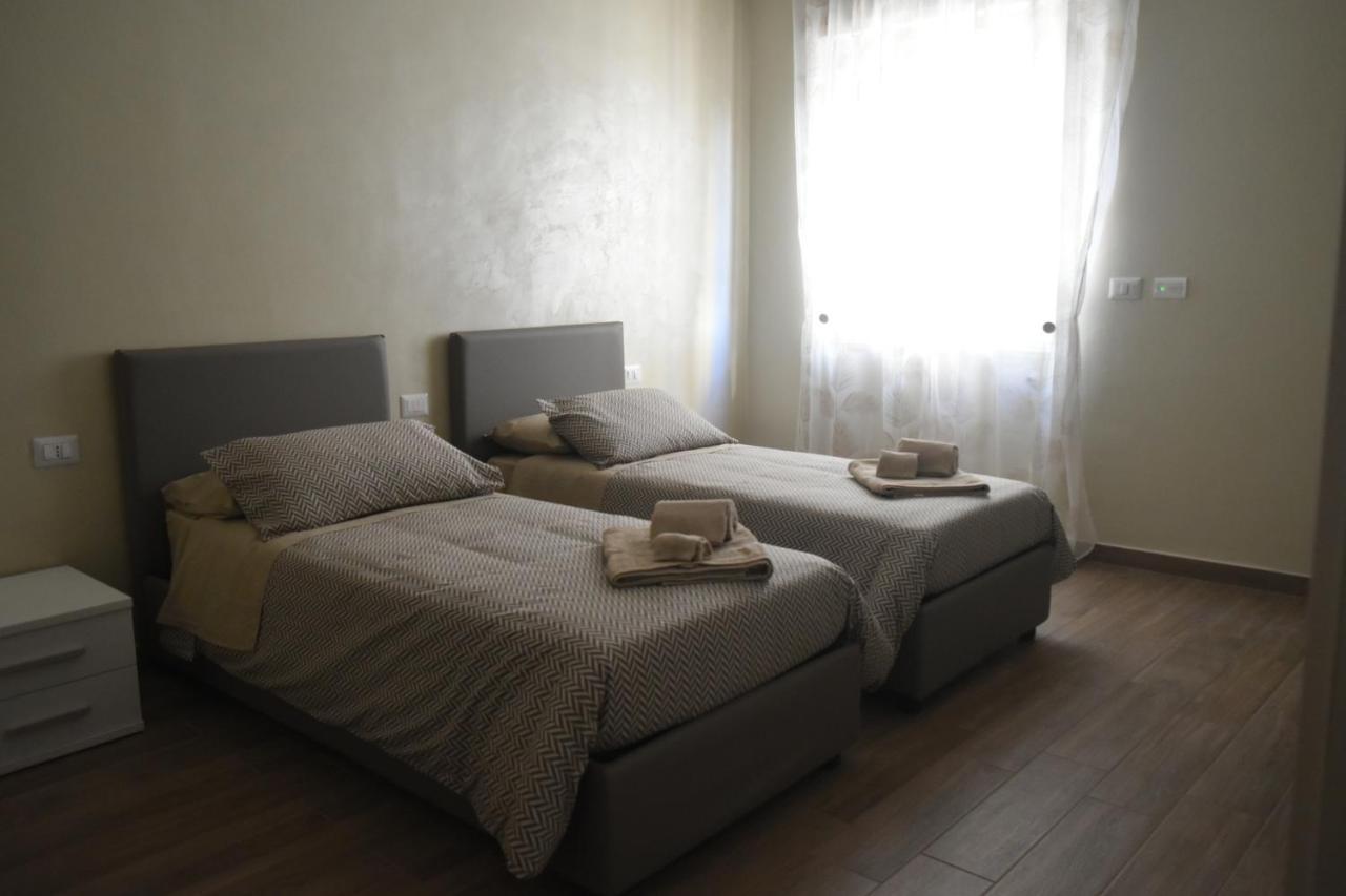 Armonia Family B&B クロトーネ エクステリア 写真